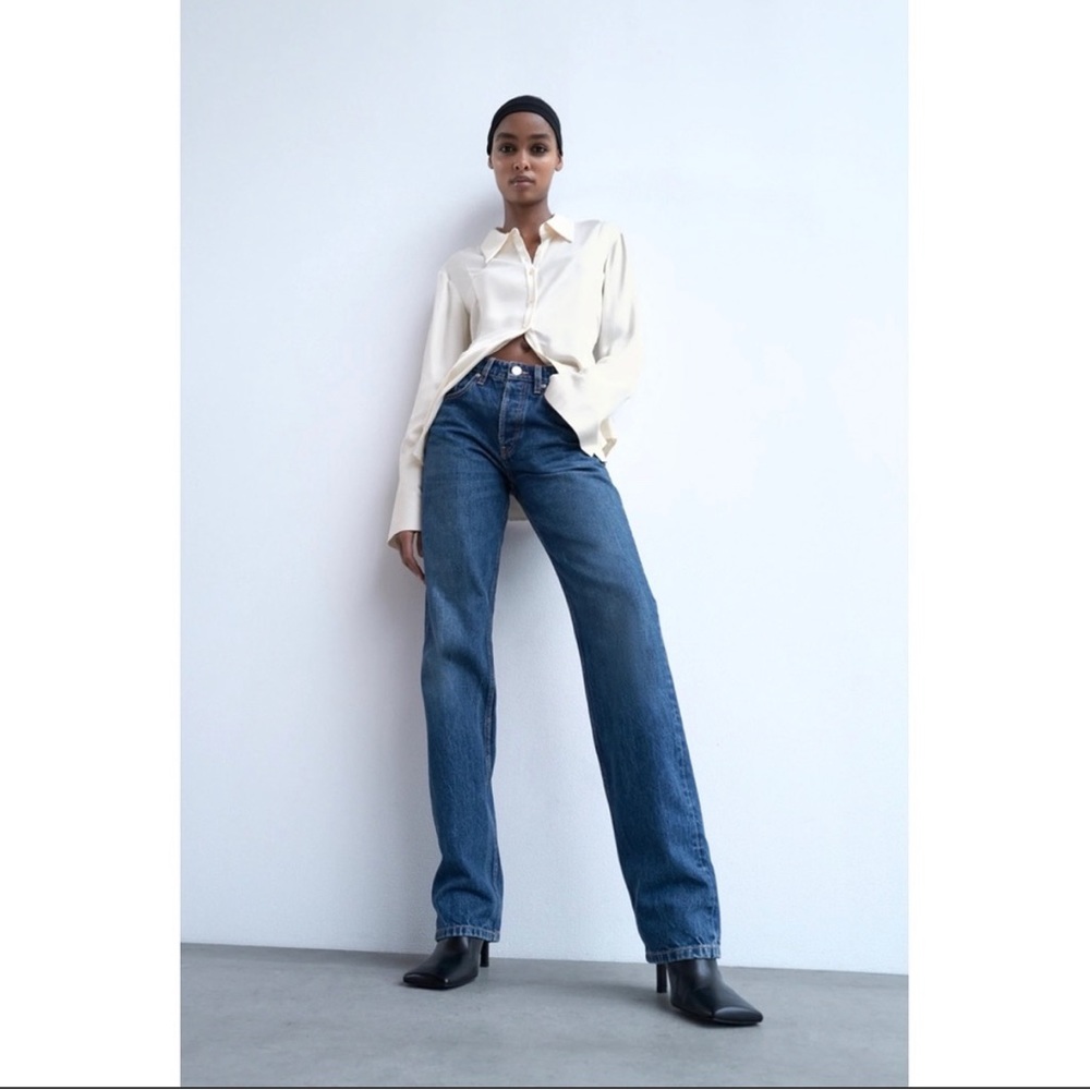 Zara Mid Rise Straight Leg Jean